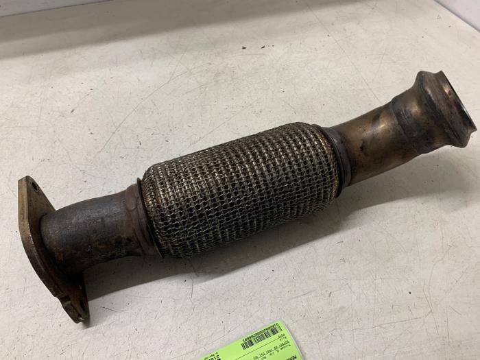 Begagnade Avgassystem, främre del Mercedes A (W176) 1.5 A-180 CDI, A-180d 16V Pris € 60,00 Marginaltabell erbjuds av Autodemontage van de Laar