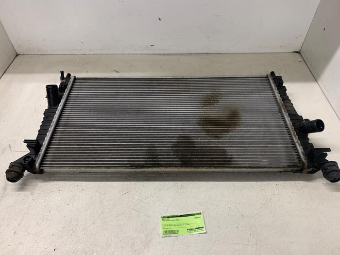Used Radiator Ford Focus 2 Wagon 1.6 16V Price € 50,00 Margin scheme offered by Autodemontage van de Laar