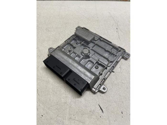 Used Engine management computer Mercedes A Limousine (177.1) 1.3 A-200 Turbo Price € 200,00 Margin scheme offered by Autodemontage van de Laar