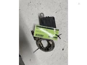 NOx-sensor från en Renault Master III (EV/HV/UV/VA/VB/VD/VF/VG/VJ) 2.3 dCi 165 16V FWD 2020