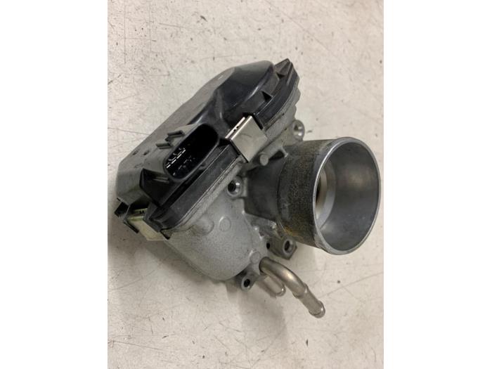 Gebrauchte Drosselklappengehäuse Toyota Aygo (B40) 1.0 12V VVT-i Preis € 30,00 Margenregelung angeboten von Autodemontage van de Laar