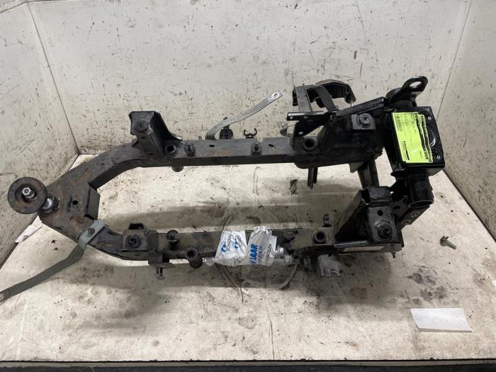 Begagnade Underram Renault Zoé (AG) 46kW Pris på förfrågan erbjuds av Autodemontage van de Laar