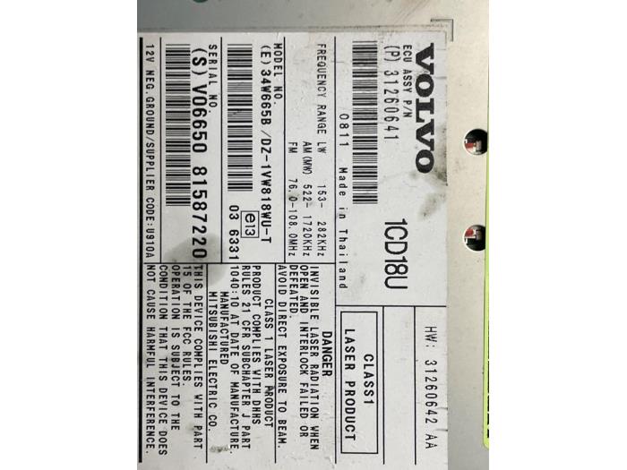 Używane Radio Volvo C30 (EK/MK) 1.8 16V Cena na żądanie oferowane przez Autodemontage van de Laar
