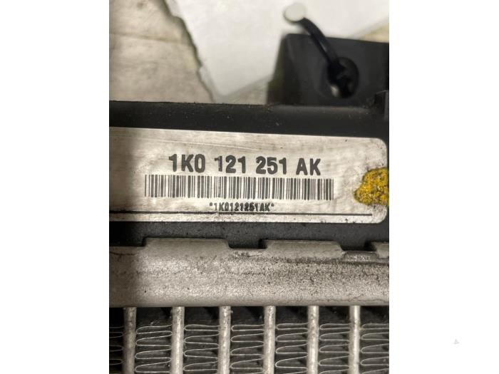 Used Radiator Seat Altea XL (5P5) 1.9 TDI Price € 35,00 Margin scheme offered by Autodemontage van de Laar