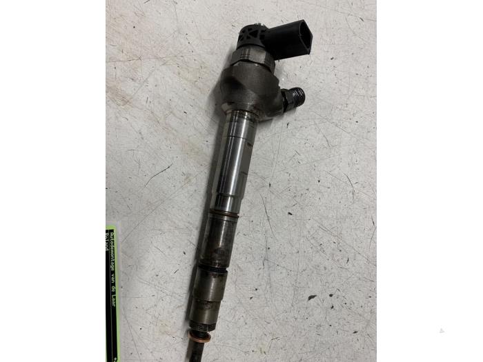 Usagé Injecteurs Volkswagen Passat Variant (3G5) 2.0 TDI 16V 150 Prix € 150,00 Règlement à la marge proposé par Autodemontage van de Laar