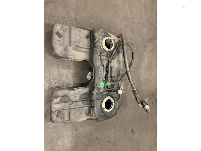Używane Zbiornik BMW X5 (E70) 4.8i V8 32V Cena na żądanie oferowane przez Autodemontage van de Laar