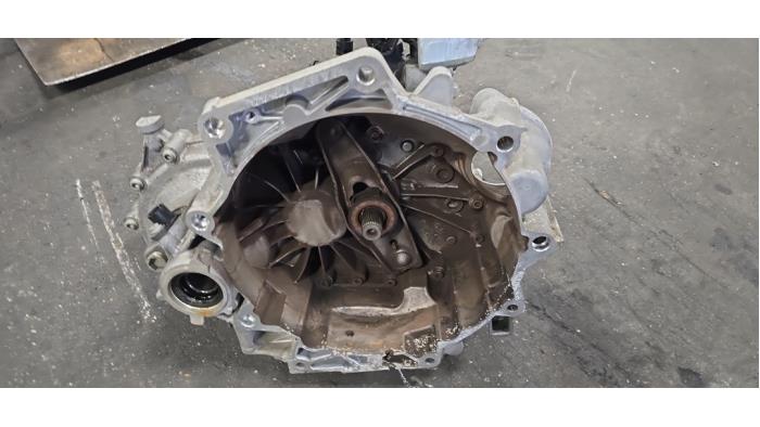 Gebrauchte Getriebe Volkswagen Polo VI (AW1) 1.0 TSI 12V Preis € 450,00 Margenregelung angeboten von Autodemontage van de Laar