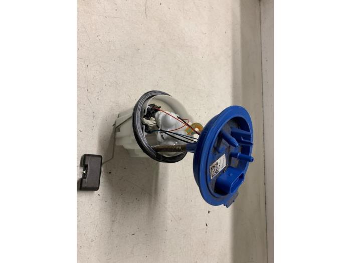 Used Petrol pump Volkswagen Polo VI (AW1) 1.0 TSI 12V Price on request offered by Autodemontage van de Laar