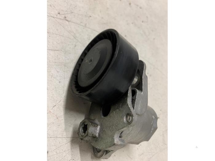 Usados Tensor correa múltiple Volkswagen Polo VI (AW1) 1.0 TSI 12V Precio de solicitud ofrecido por Autodemontage van de Laar