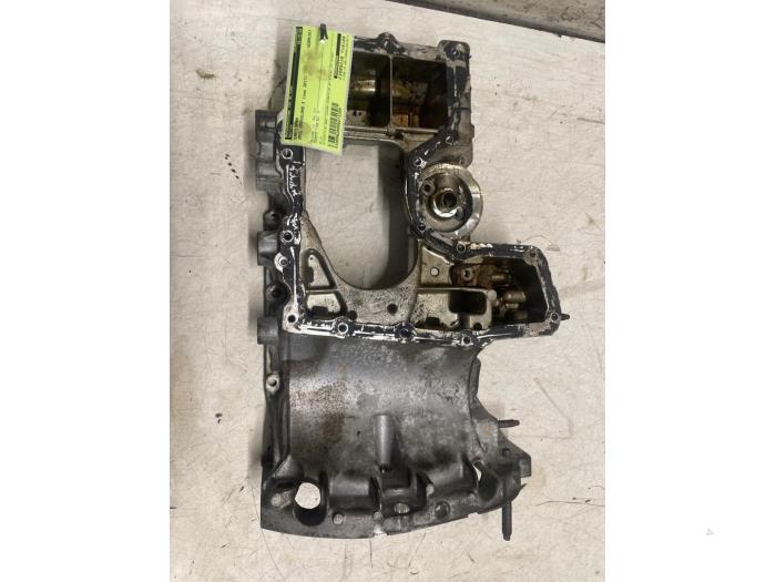 Usagé Couvercle carter Opel Crossland (X) 1.2 Turbo 12V Euro 6 Prix sur demande proposé par Autodemontage van de Laar