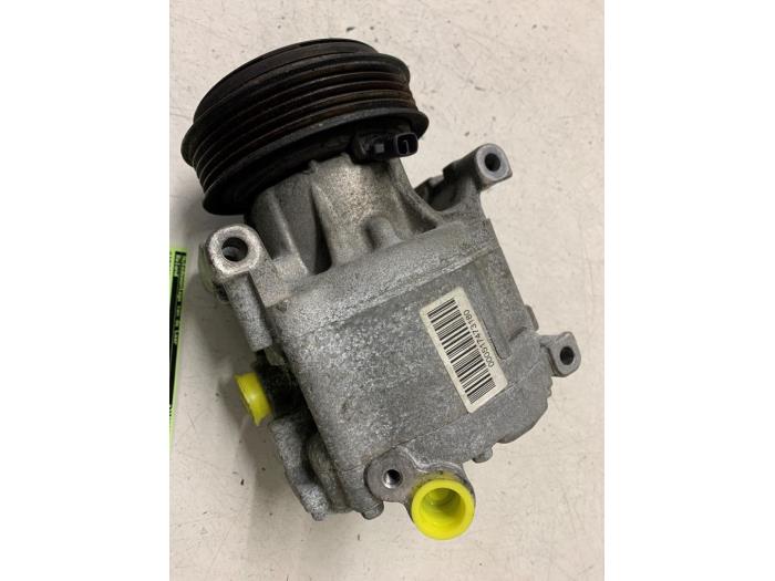 Usagé Compresseur de clim Fiat 500C/595C/695C 1.4 T-Jet 16V Prix € 100,00 Règlement à la marge proposé par Autodemontage van de Laar