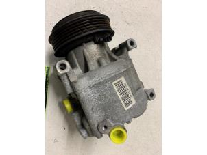 Klimapumpe van een Abarth 500C/595C/695C 1.4 T-Jet 16V 2011