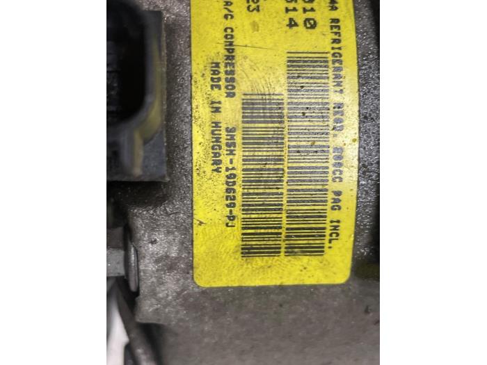 Usagé Compresseur de clim Ford Focus 2 1.6 16V Prix € 90,00 Règlement à la marge proposé par Autodemontage van de Laar