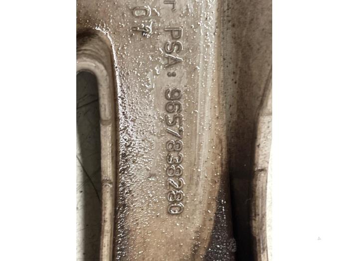 Używane Kolpak Citroen C4 Picasso (UD/UE/UF) 1.8 16V Cena € 10,00 Procedura marży oferowane przez Autodemontage van de Laar