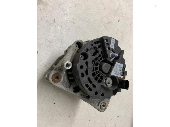 Usagé Dynamo Skoda Octavia Prix € 50,00 Règlement à la marge proposé par Autodemontage van de Laar