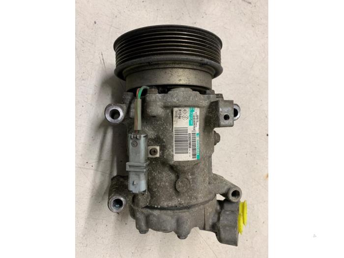 Usagé Pompe clim Renault Twingo II (CN) 1.2 16V GT TCE Prix € 75,00 Règlement à la marge proposé par Autodemontage van de Laar