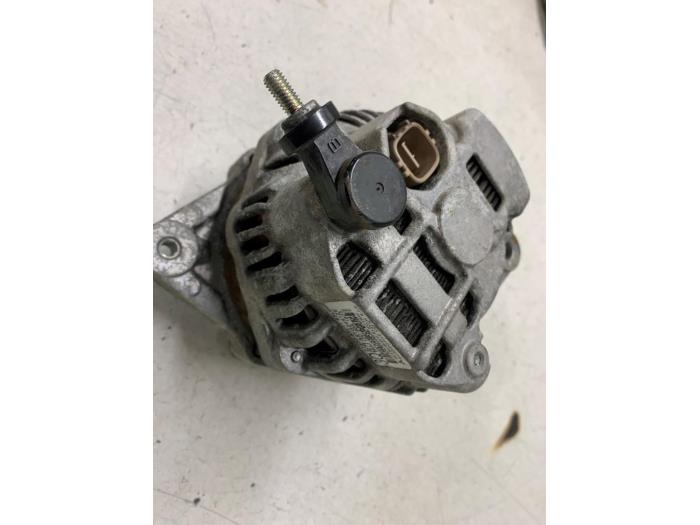 Begagnade Dynamo Opel Agila (B) 1.0 12V Pris på förfrågan erbjuds av Autodemontage van de Laar