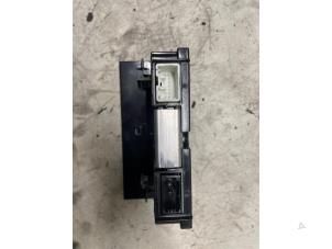 Innerdisplay från en Volvo C30 (EK/MK) 1.6 D2 16V 2012