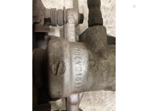 Used Rear brake calliper, right Fiat Bravo (198A) 1.4 T-Jet 16V 120 Price € 50,00 Margin scheme offered by Autodemontage van de Laar