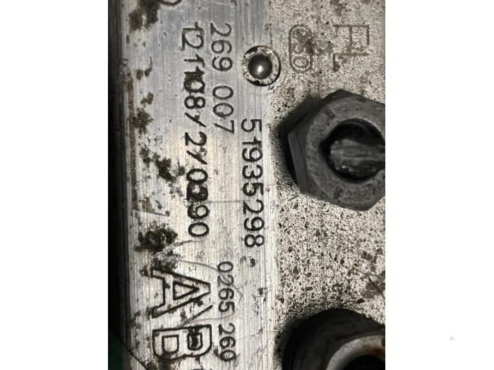 Używane Pompa ABS Peugeot Boxer (U9) 2.2 HDi 130 Euro 5 Cena € 200,00 Procedura marży oferowane przez Autodemontage van de Laar