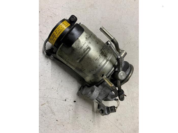 Usagé Filtre à carburant Toyota Verso 2.0 16V D-4D-F Prix € 50,00 Règlement à la marge proposé par Autodemontage van de Laar