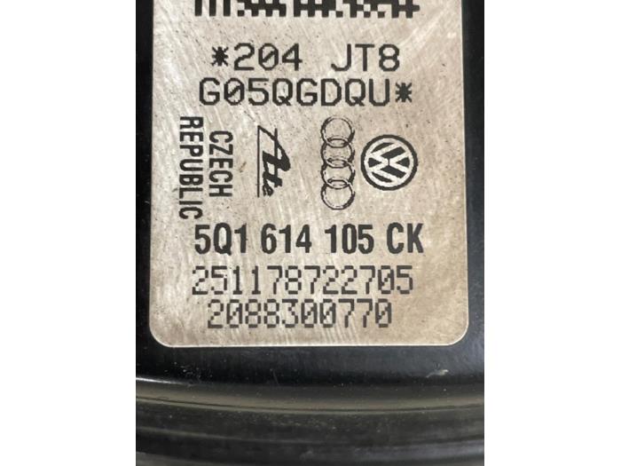 Usagé Servo frein Skoda Superb Combi (3V5) 2.0 TDI Prix € 65,00 Règlement à la marge proposé par Autodemontage van de Laar