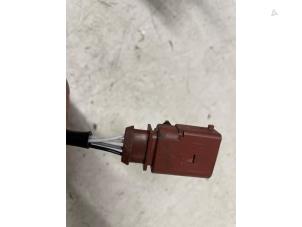 Lambda probe from a Volkswagen Golf VII (AUA) 1.0 TSI 12V 2017