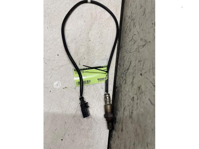 Lambda probe from a Volkswagen Golf VII (AUA) 1.0 TSI 12V 2017
