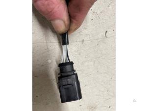 Lambda probe from a Volkswagen Golf VII (AUA) 1.0 TSI 12V 2017