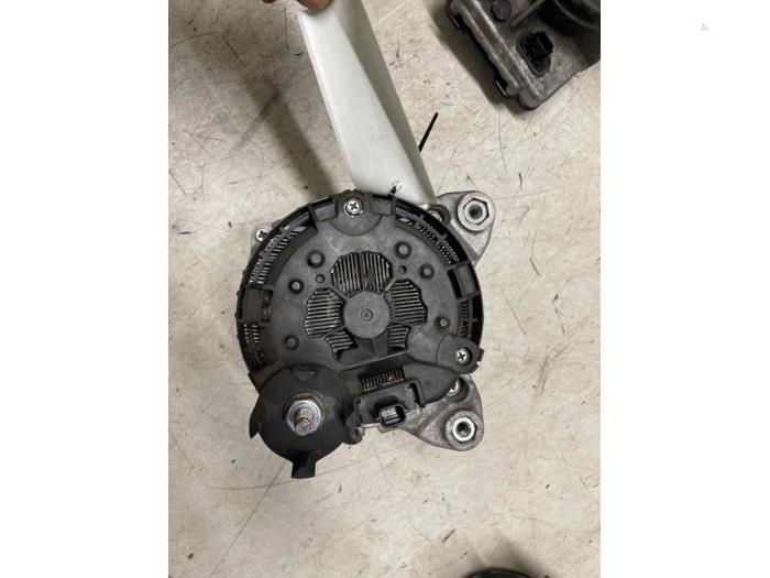 Gebrauchte Dynamo Fiat Talento 2.0 EcoJet BiTurbo 145 Preis € 100,00 Margenregelung angeboten von Autodemontage van de Laar