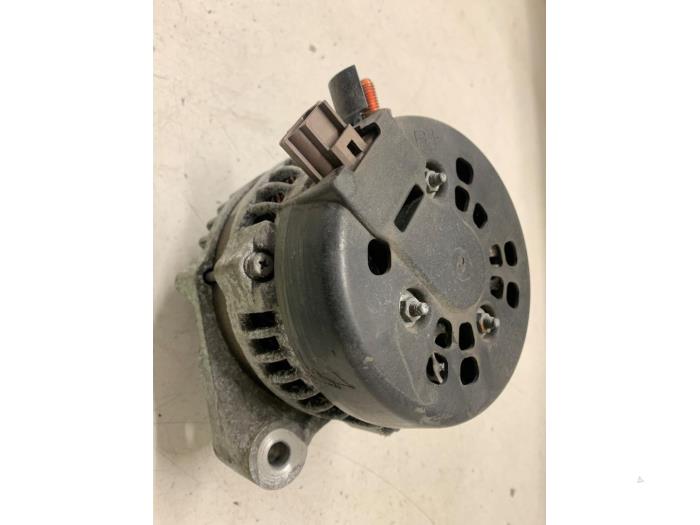 Begagnade Dynamo Volvo C30 (EK/MK) 1.6 16V Pris € 50,00 Marginaltabell erbjuds av Autodemontage van de Laar