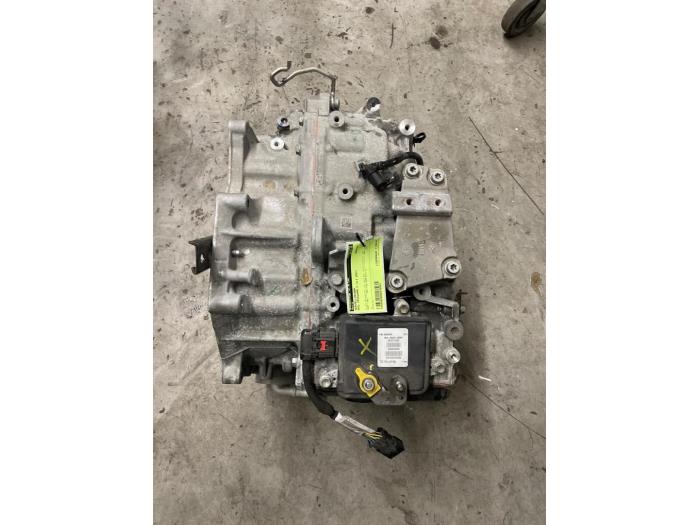 Usagé Boite de vitesses Opel Crossland (X) 1.2 Turbo 12V Prix € 1.100,00 Règlement à la marge proposé par Autodemontage van de Laar