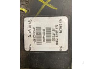 Getriebe van een Opel Crossland (X) 1.2 Turbo 12V 2021