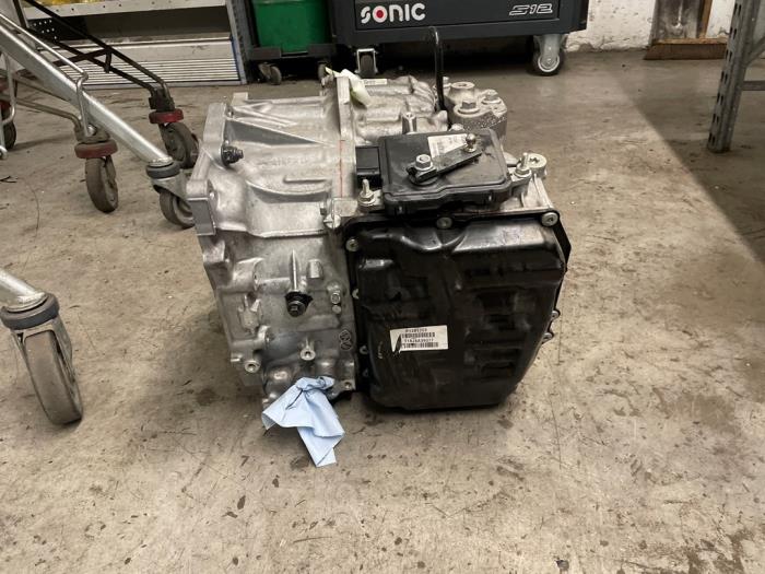 Getriebe van een Volvo V40 Cross Country (MZ) 1.5 T3 16V Geartronic 2019