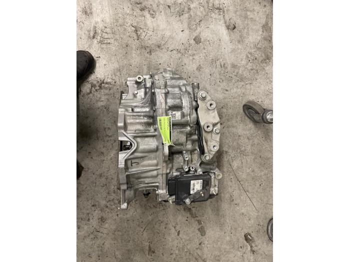 Getriebe van een Volvo V40 Cross Country (MZ) 1.5 T3 16V Geartronic 2019
