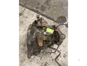 Getriebe van een Renault Master II (JD) 2.5 dCi 150 FAP 2008