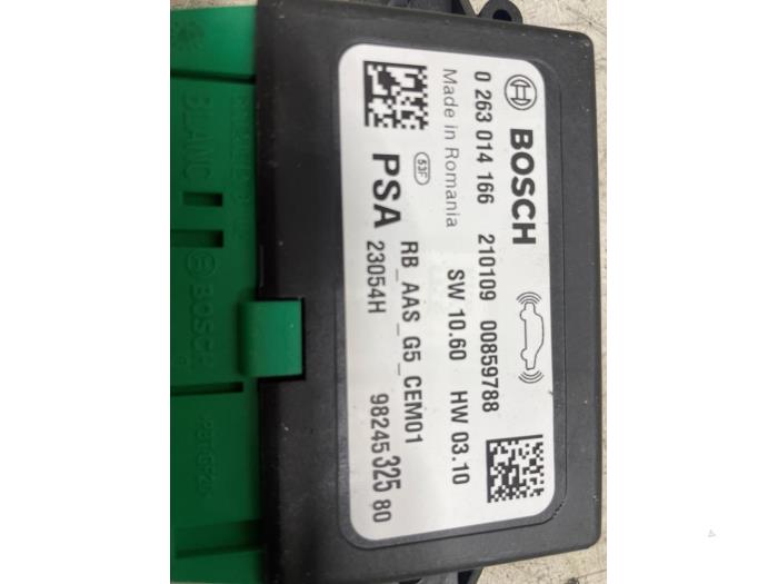Begagnade PDC-modul Opel Crossland (X) 1.2 Turbo 12V Pris € 40,00 Marginaltabell erbjuds av Autodemontage van de Laar