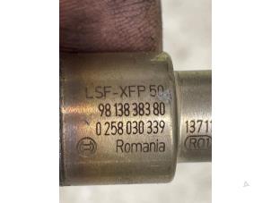 Używane Sonda lambda Opel Crossland (X) 1.2 Turbo 12V Cena € 30,00 Procedura marży oferowane przez Autodemontage van de Laar