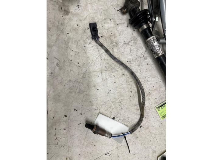 Sonde lambda d'un Volvo V40 Cross Country (MZ) 1.5 T3 16V Geartronic 2019