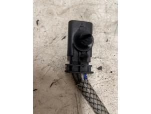 Sonde lambda d'un Volvo V40 Cross Country (MZ) 1.5 T3 16V Geartronic 2019