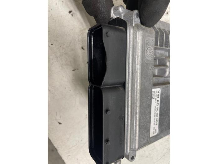 Engine management computer from a Volkswagen Golf Sportsvan (AUVS) 1.6 TDI BlueMotion 16V 2016