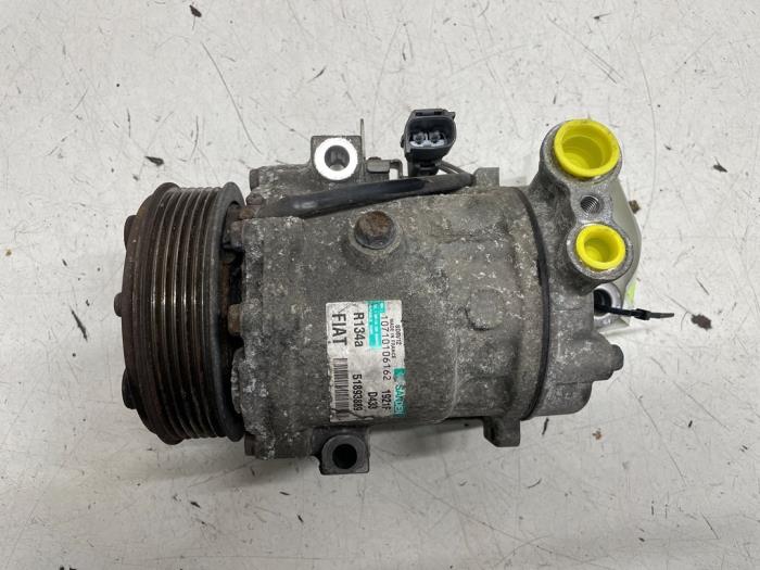 Usagé Pompe clim Fiat Grande Punto (199) 1.3 JTD Multijet 16V 85 Actual Prix € 70,00 Règlement à la marge proposé par Autodemontage van de Laar