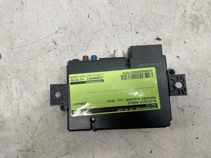 Usagé Module Bluetooth Mercedes A (W176) 1.6 A-180 16V Prix € 50,00 Règlement à la marge proposé par Autodemontage van de Laar