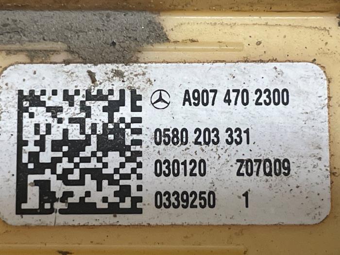 Usagé Pompe d'injection Mercedes Sprinter 3,5t (907.6/910.6) 316 CDI 2.1 D RWD Prix € 120,00 Règlement à la marge proposé par Autodemontage van de Laar