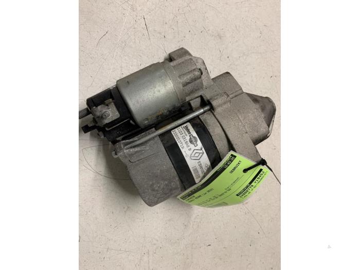 Begagnade Startmotor Renault Megane III Berline (BZ) 1.2 16V TCE 115 Pris € 50,00 Marginaltabell erbjuds av Autodemontage van de Laar