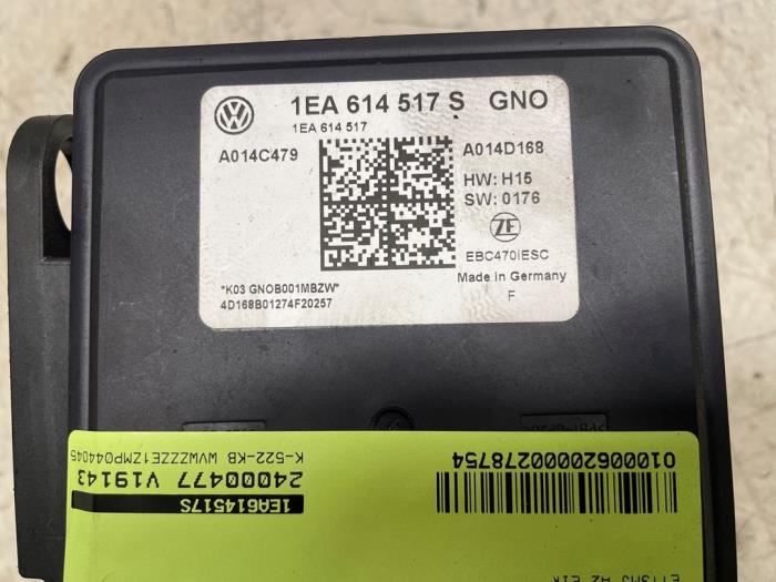 Używane Pompa ABS Volkswagen ID.3 (E11/E12) First, Life, Pro 58 kWh Cena € 275,00 Procedura marży oferowane przez Autodemontage van de Laar