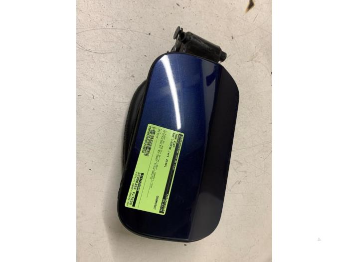 Begagnade Tanklucka BMW 3 serie (F30) 330e Pris € 50,00 Marginaltabell erbjuds av Autodemontage van de Laar