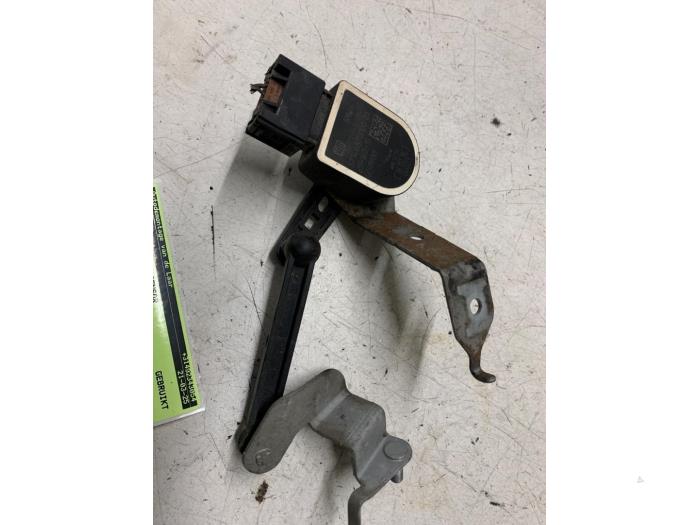 Gebrauchte Stabilisierung Regelsensor BMW 3 serie (F30) 330e Preis € 75,00 Margenregelung angeboten von Autodemontage van de Laar