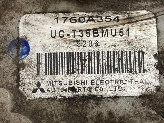 Begagnade Bensinpump Mitsubishi Space Star (A0) 1.0 12V Pris € 50,00 Marginaltabell erbjuds av Autodemontage van de Laar