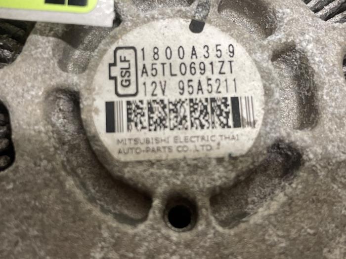 Used Dynamo Mitsubishi Space Star (A0) 1.0 12V Price € 50,00 Margin scheme offered by Autodemontage van de Laar